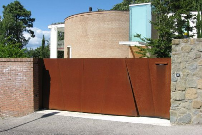 Výroba / Výroba z CORTEN-ového materiálu , Brány , ploty, nábytok , doplnky ... - foto