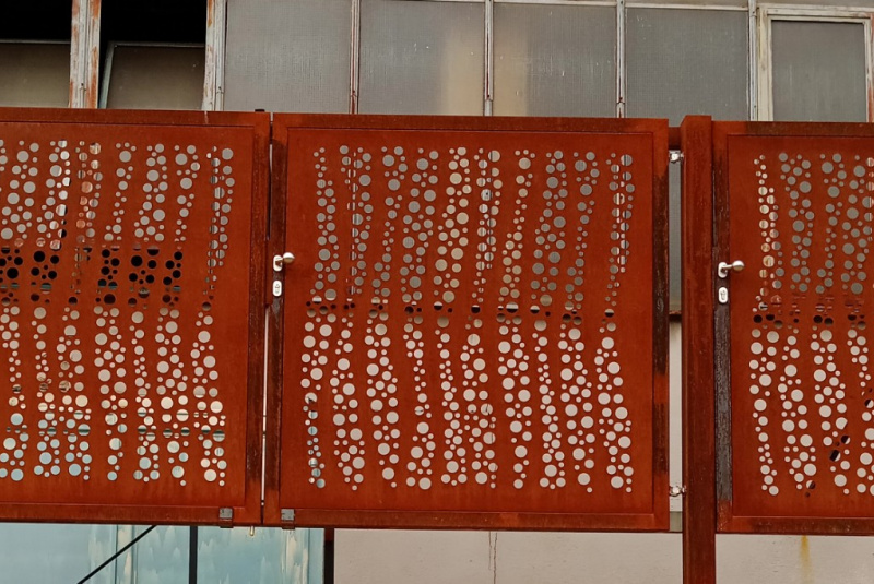Výroba / Výroba z CORTEN-ového materiálu , Brány , ploty, nábytok , doplnky ... - foto