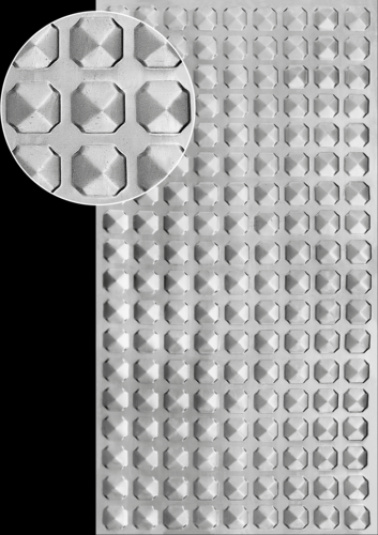 Produkty / Posuvná brána samonosná s výplňou dizajnových alebo 3D plechov - foto