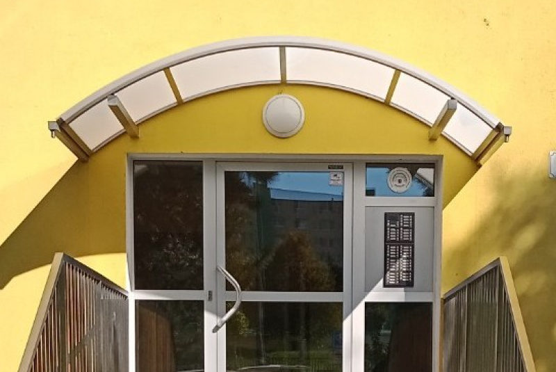 Stavebné konštrukcie a prístrešky