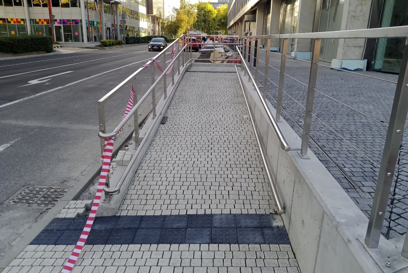 Schody a zábradlie