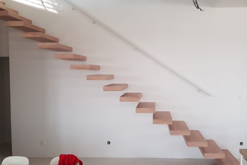 Výroba / Výroba vinylových stupňov a madiel na schody - foto