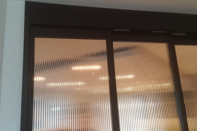 Brány,ploty ,dvere a steny zo skla