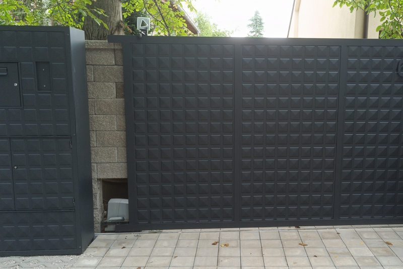 Výroba / Brány , bránky , ploty s 3D plechmi - foto