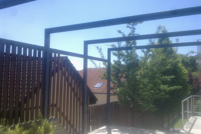 Stavebné konštrukcie a prístrešky